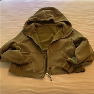 Lululemon Scuba Oversized Full Zip Hoodie (size M/L) in Bronze Green